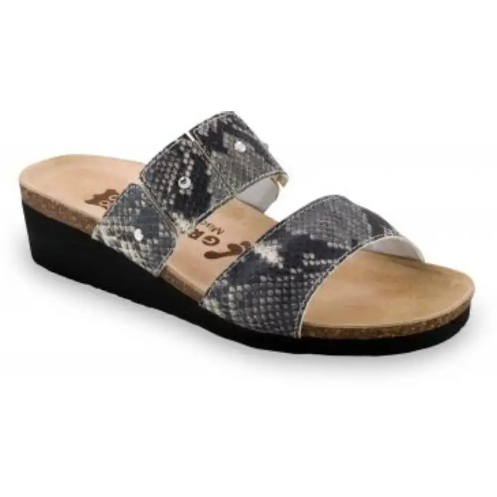 1253690 crna zmija.webp